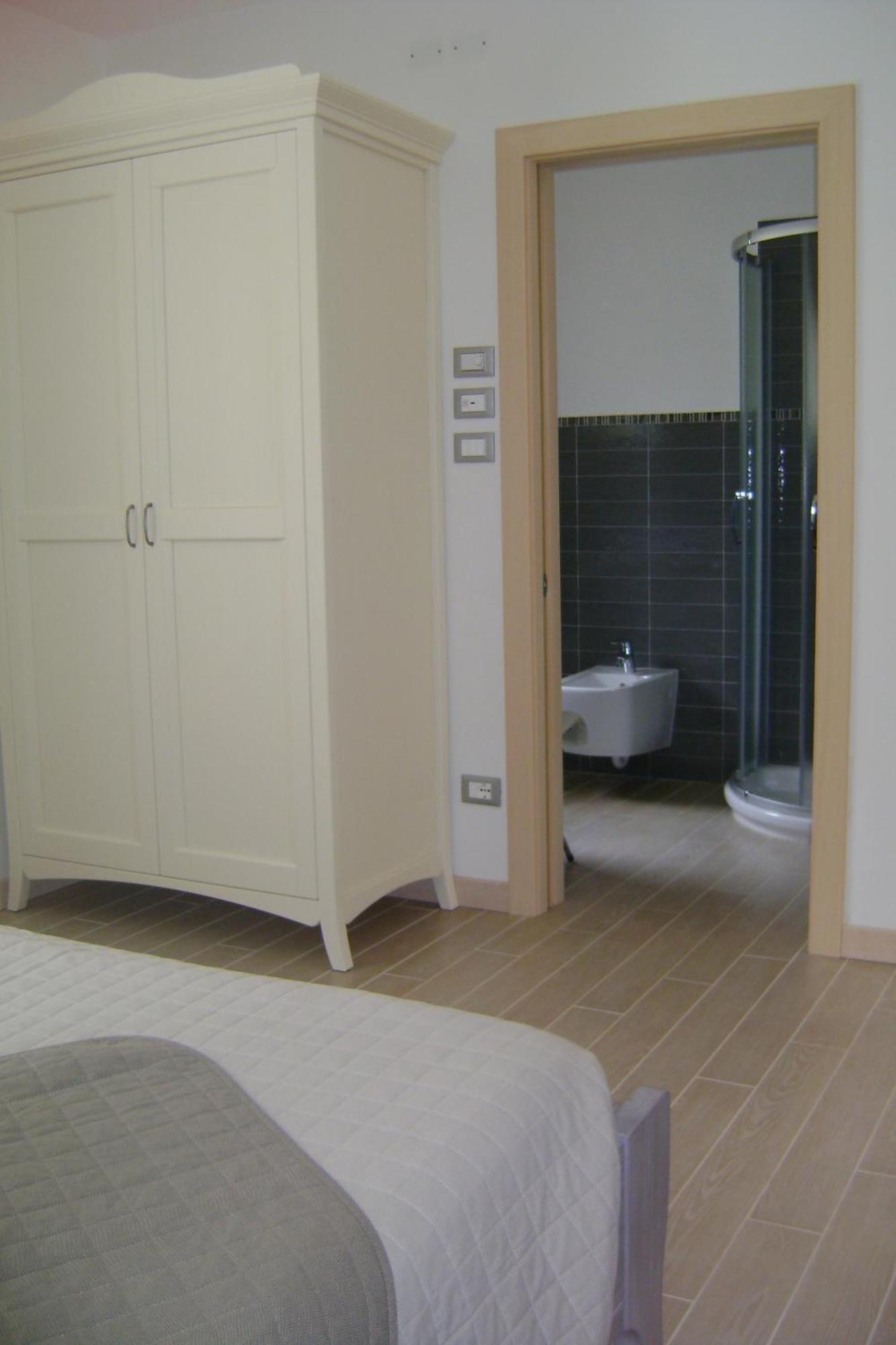 Affittacamere Rubino Guest House Ponte nellʼAlpi エクステリア 写真