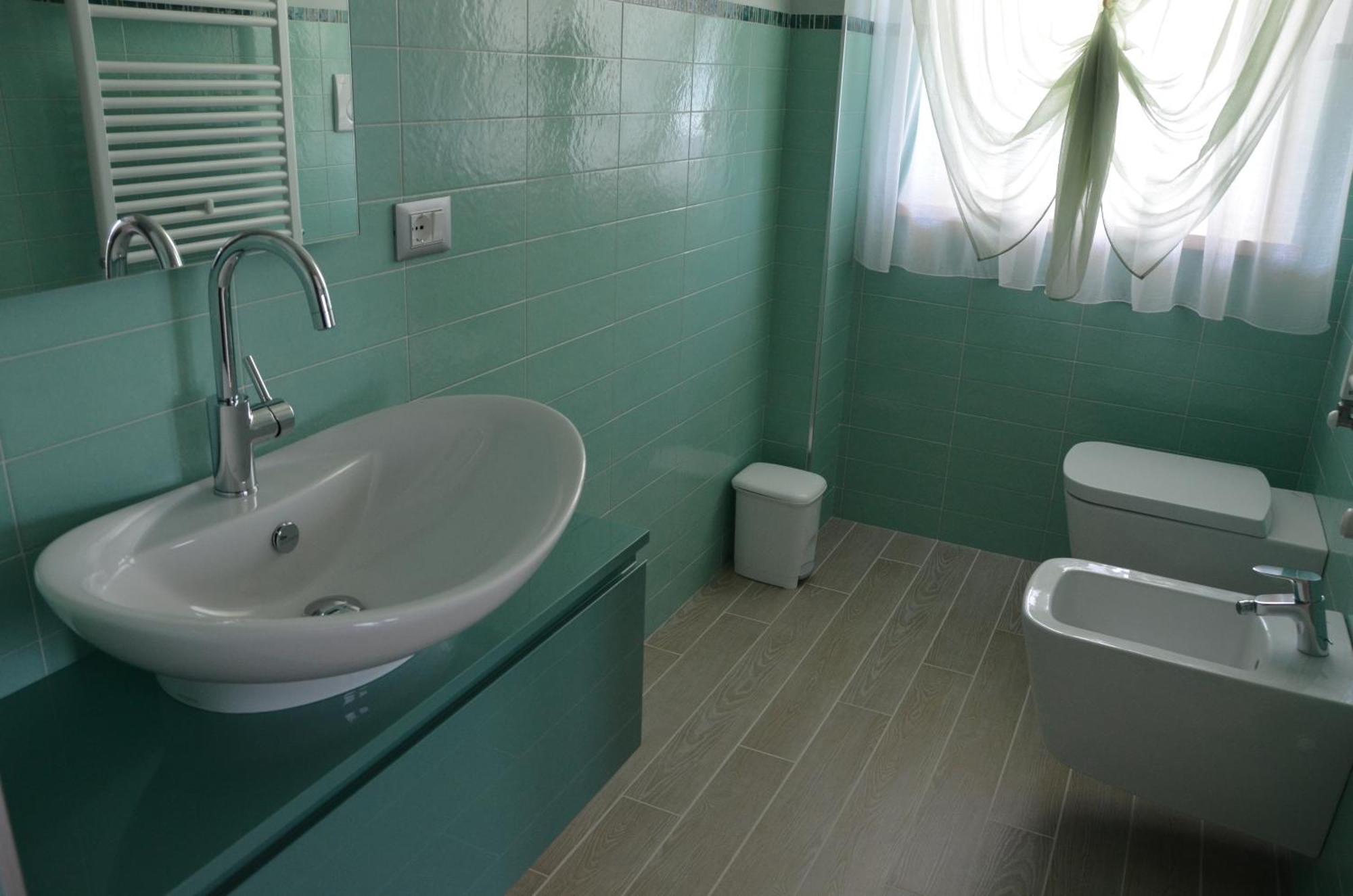 Affittacamere Rubino Guest House Ponte nellʼAlpi エクステリア 写真