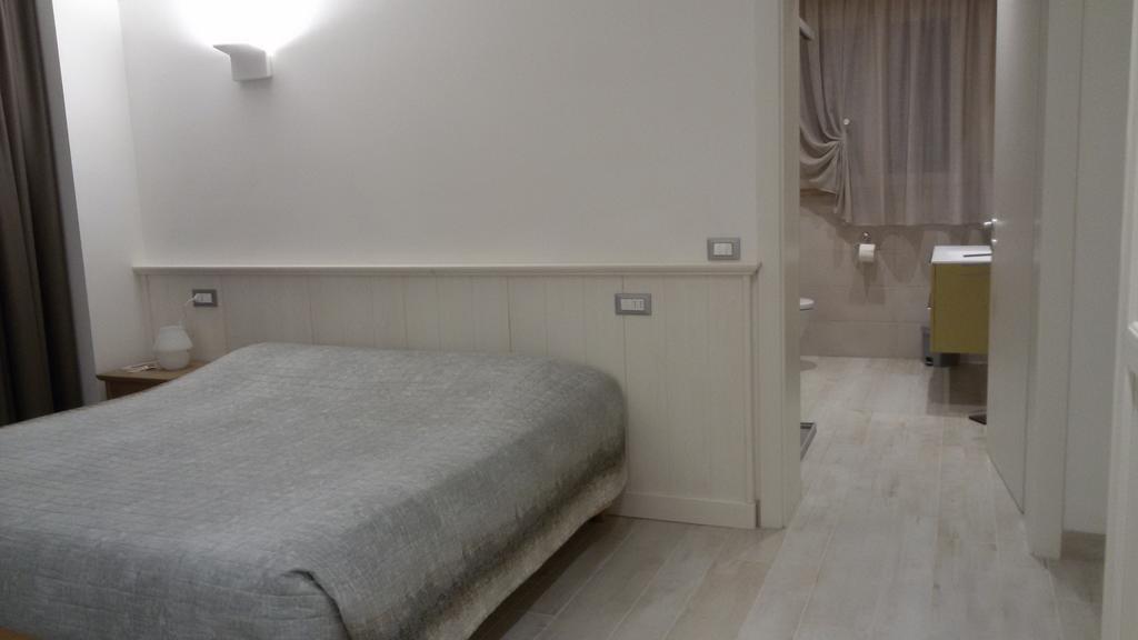 Affittacamere Rubino Guest House Ponte nellʼAlpi エクステリア 写真
