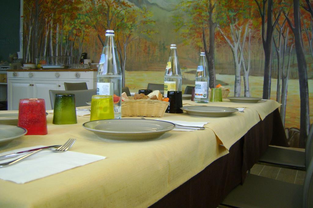 Affittacamere Rubino Guest House Ponte nellʼAlpi エクステリア 写真