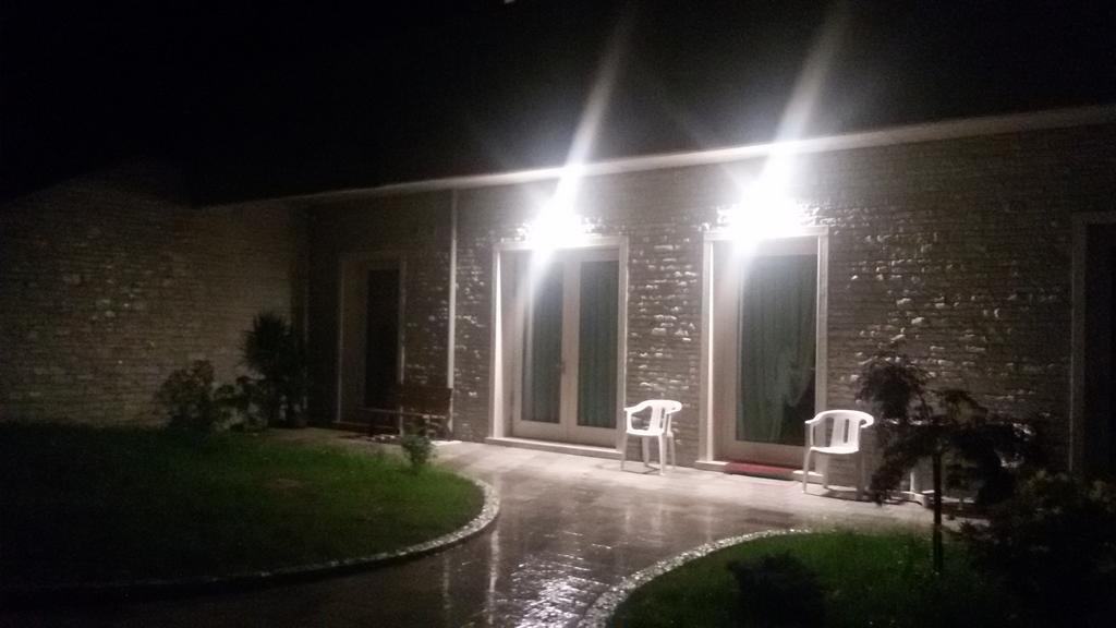 Affittacamere Rubino Guest House Ponte nellʼAlpi エクステリア 写真