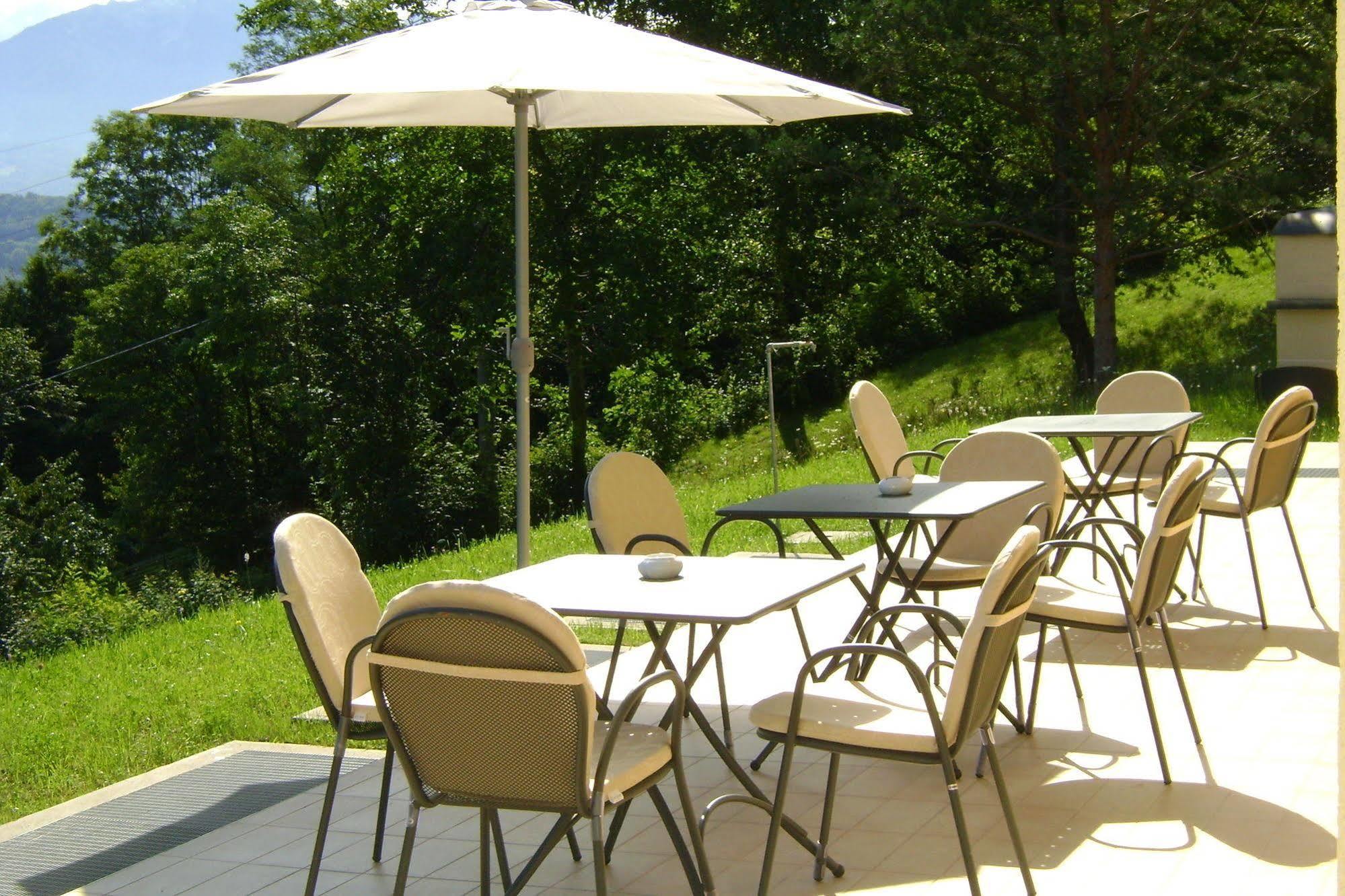 Affittacamere Rubino Guest House Ponte nellʼAlpi エクステリア 写真