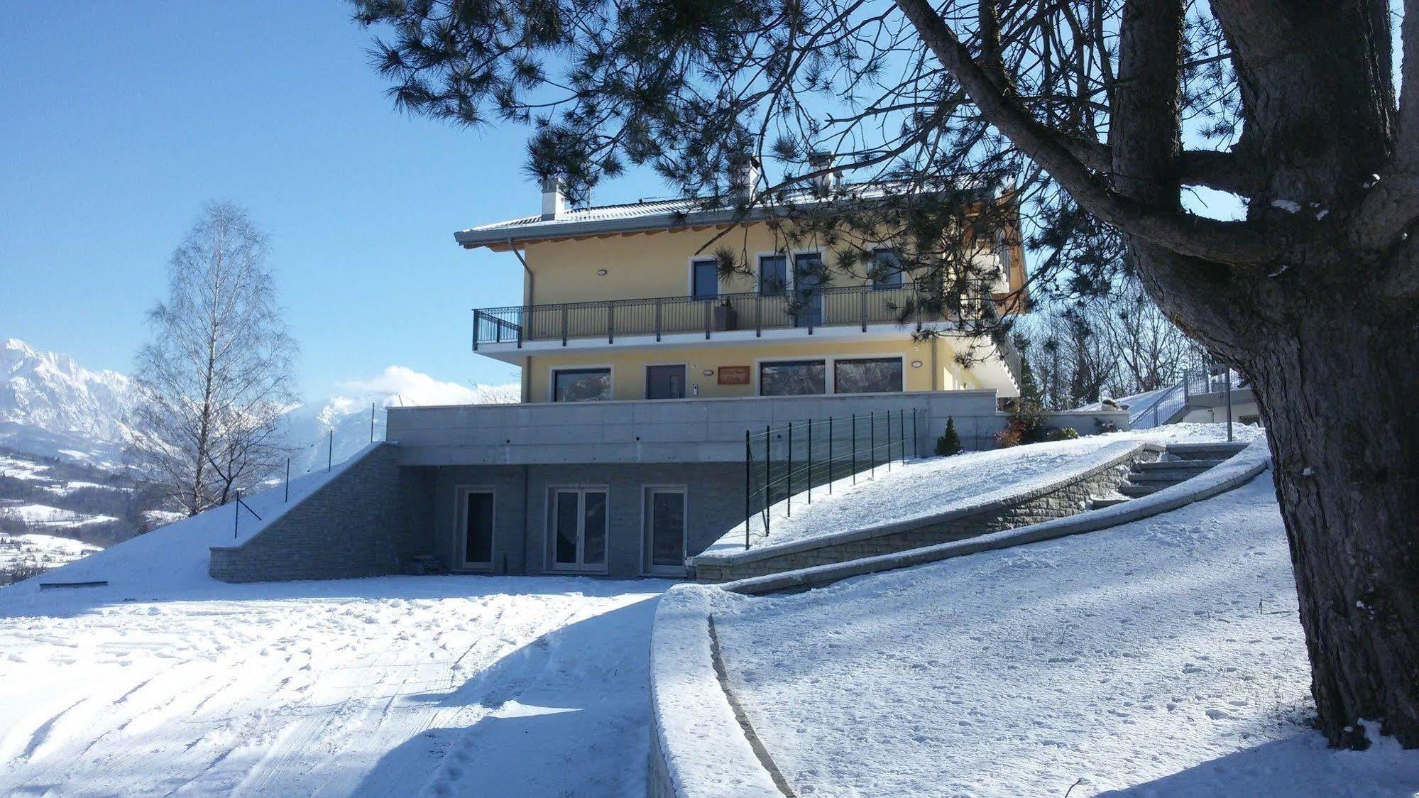 Affittacamere Rubino Guest House Ponte nellʼAlpi エクステリア 写真