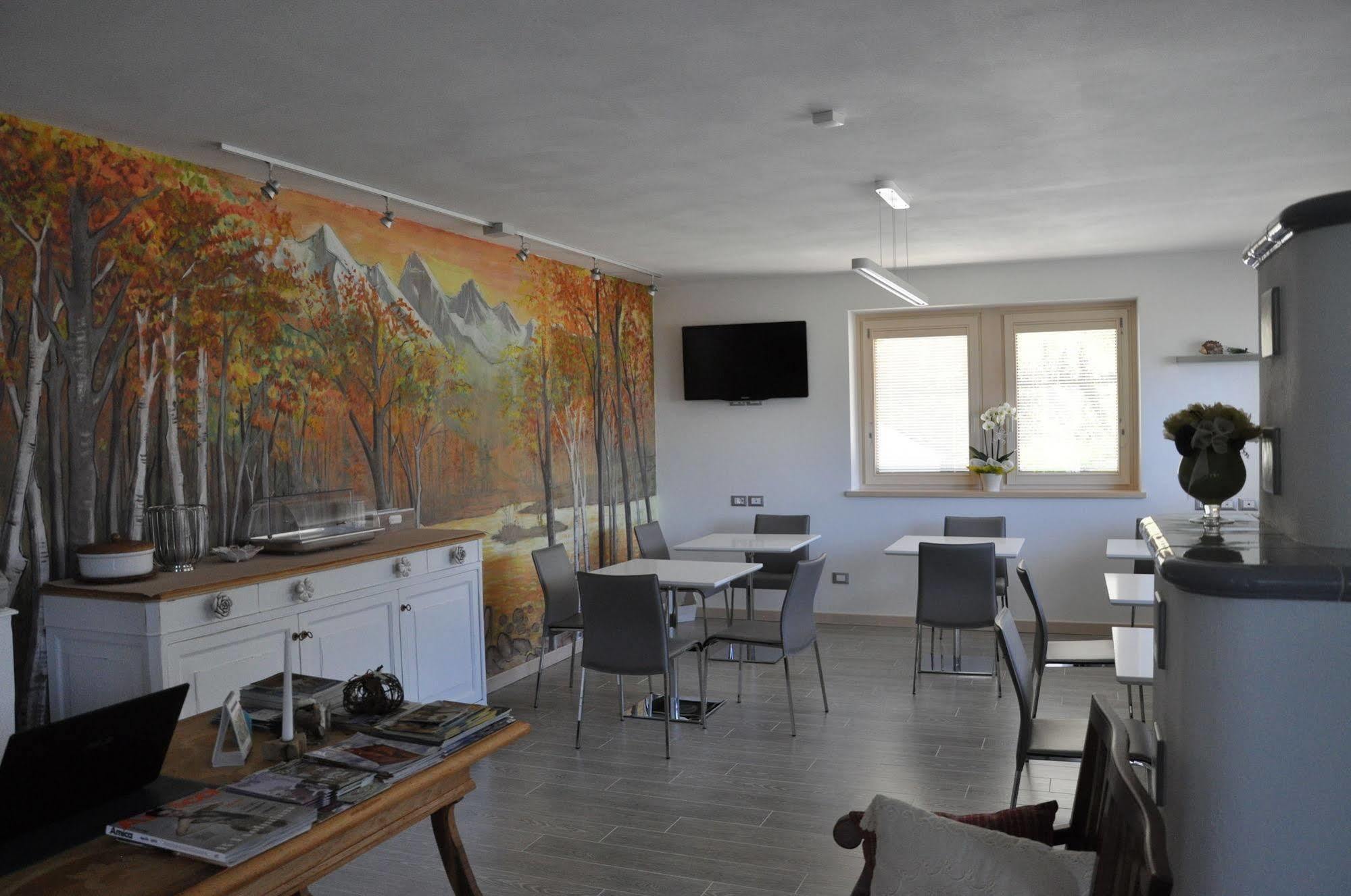 Affittacamere Rubino Guest House Ponte nellʼAlpi エクステリア 写真